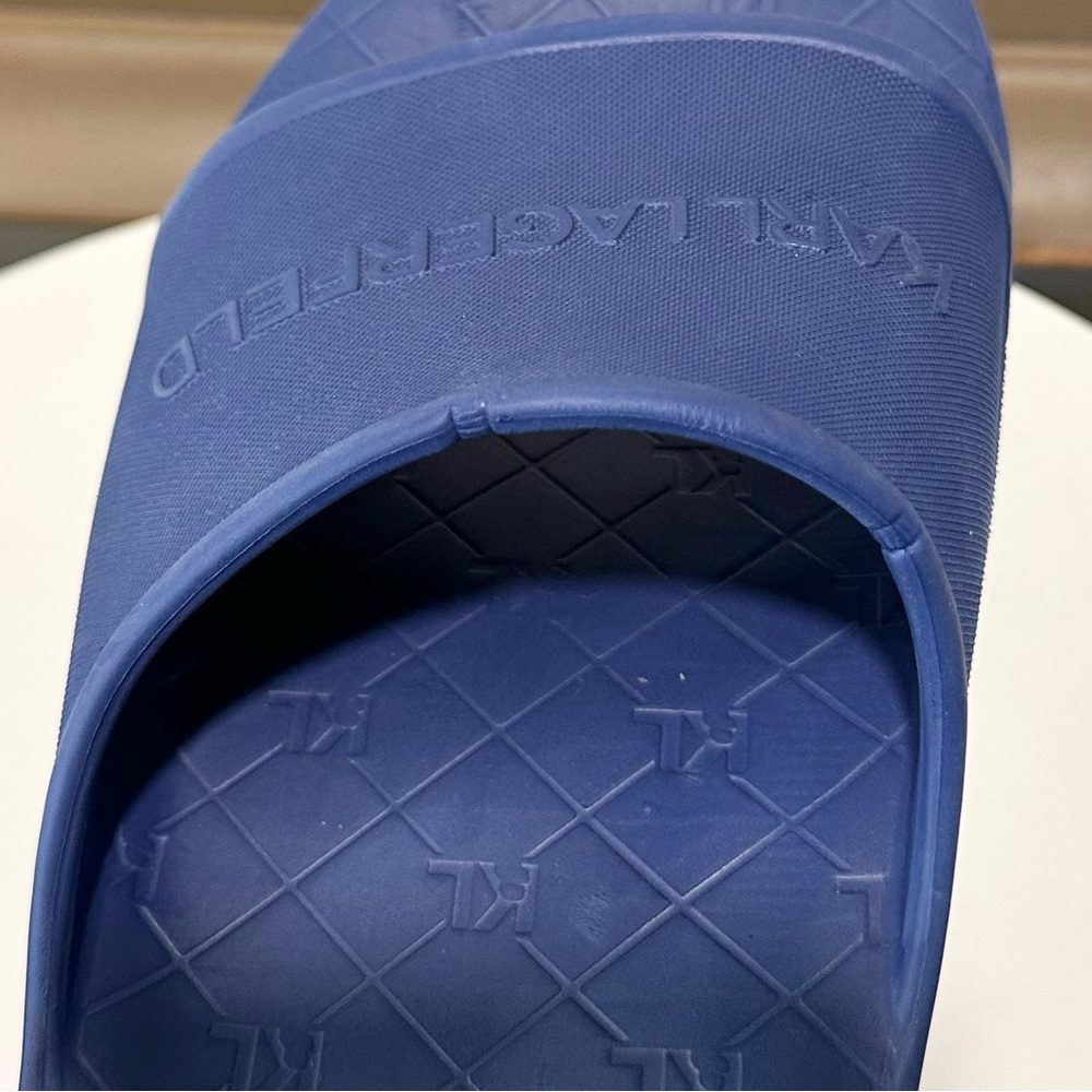 🌸KARL LAGERFELD🌸 Raised Logo Eva Pool Slide Sandal Blue Size: 13 - Picture 9 of 12